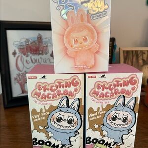 Pop Mart Exciting Macaron and BIE